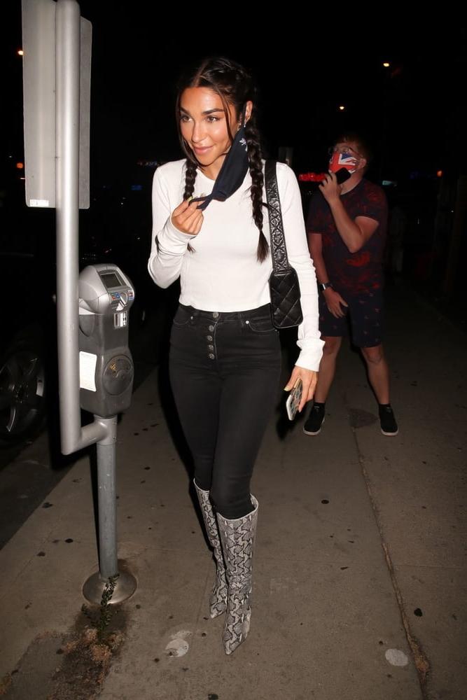 25P Female Celebrity Boots &amp; Leather - Chantel Jeffries