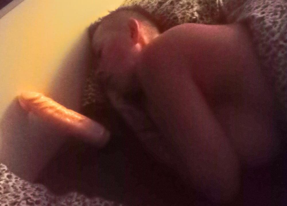 6P Anette slut wife huge dildo insert