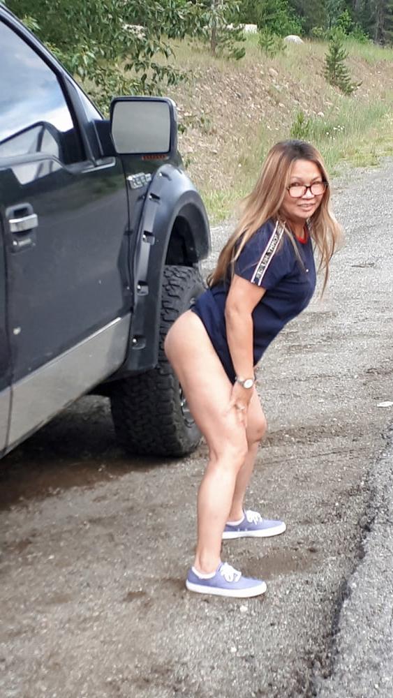 25P Pics off Sarah Marquette's cell phone!
