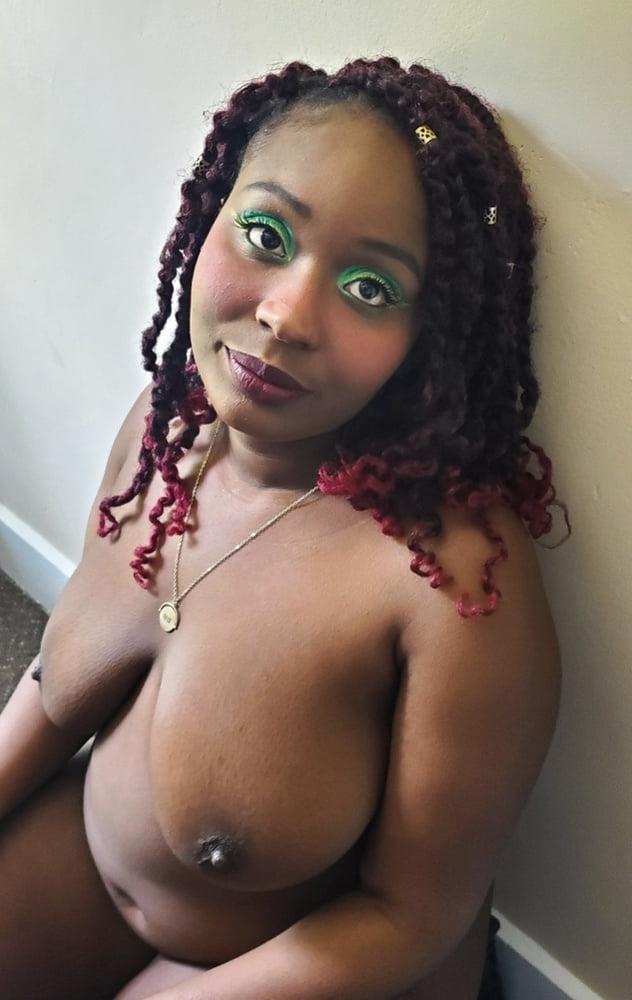 6P Sneaky young bbw