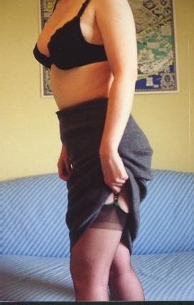 25P RHT Stocking Wife 12