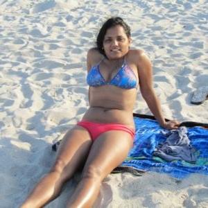 14P Sexy NRI Wife pics collection