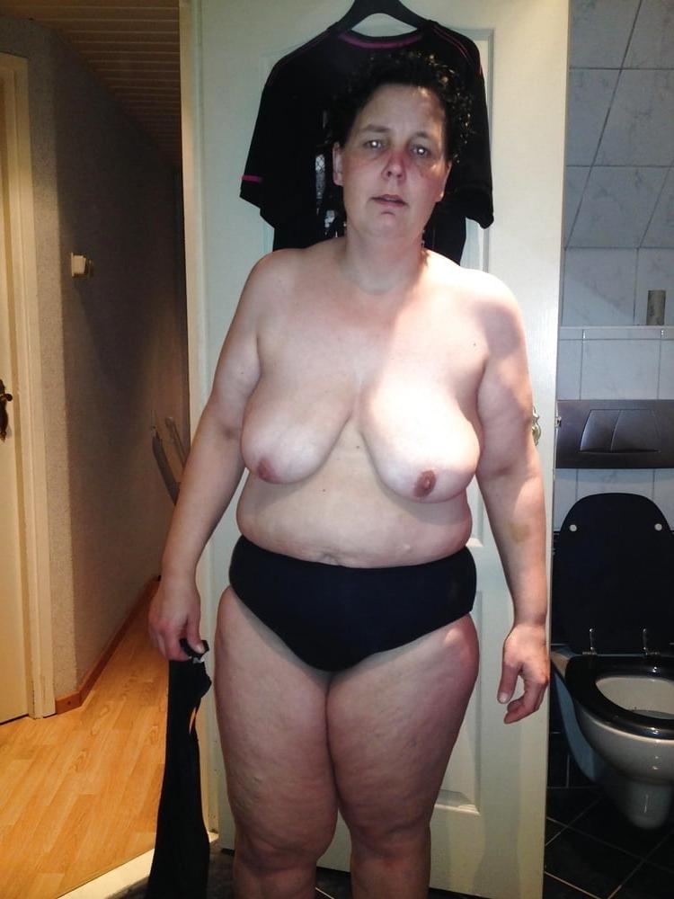 25P exposed wife