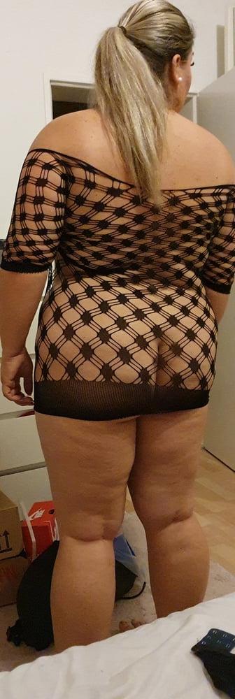 14P My wife sexy