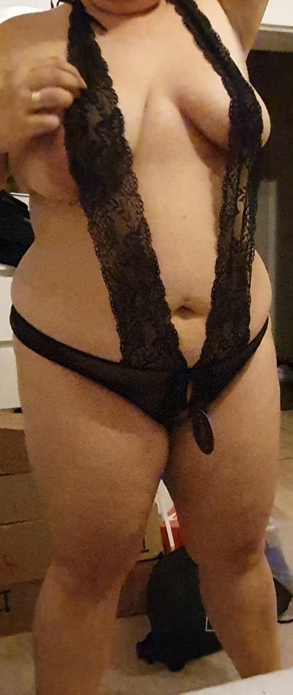 14P My wife sexy