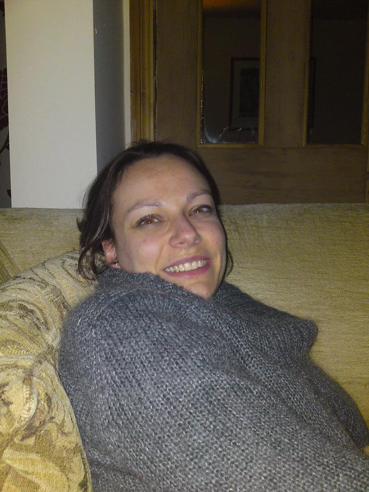 25P Horny British Wife