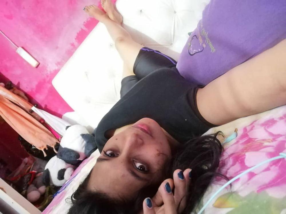 25P indian girl lockdown selfie 2