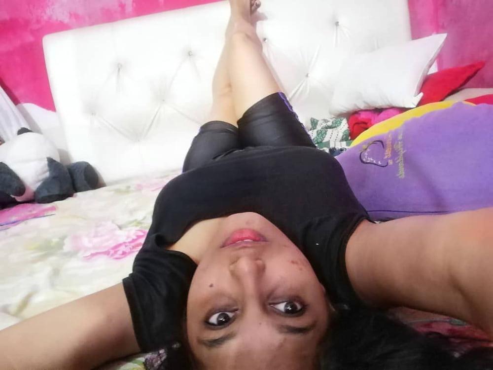 25P indian girl lockdown selfie 2