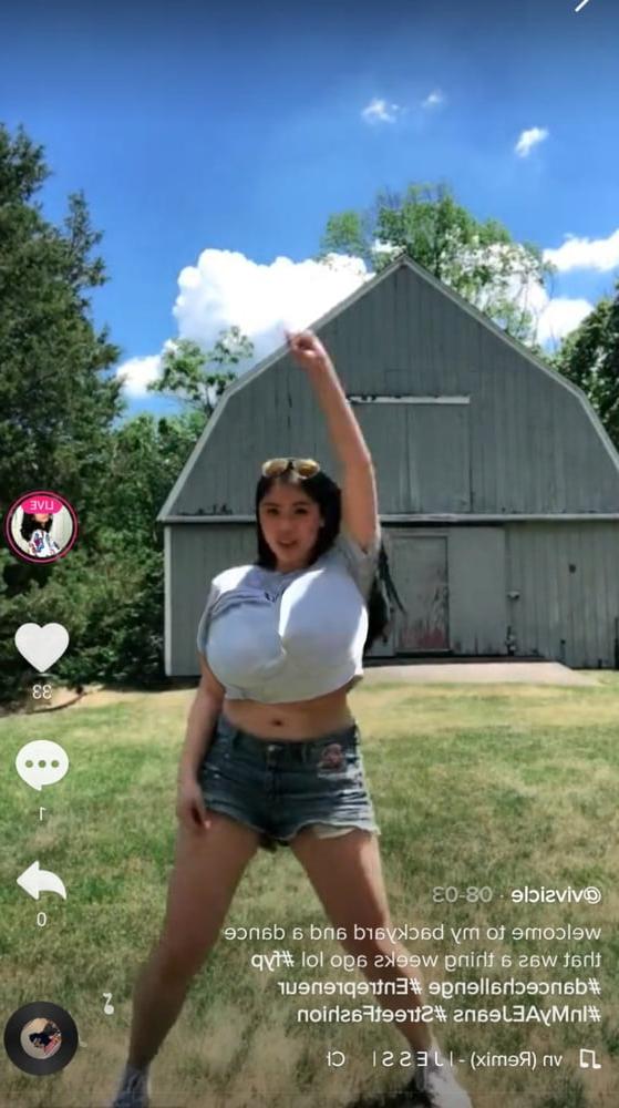 25P Tik Tok Female: HUGE TITS VIETNAMESE AMERICAN GIRL!