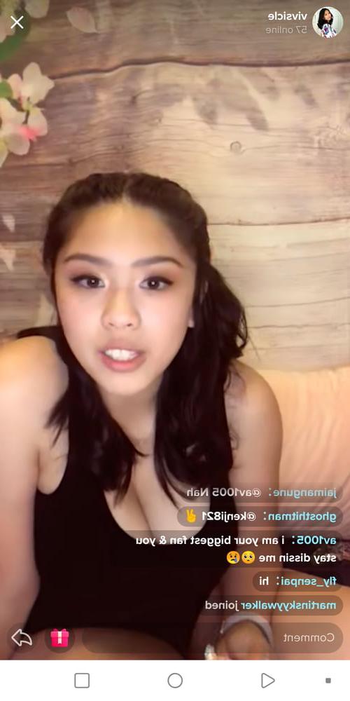 25P Tik Tok Female: HUGE TITS VIETNAMESE AMERICAN GIRL!