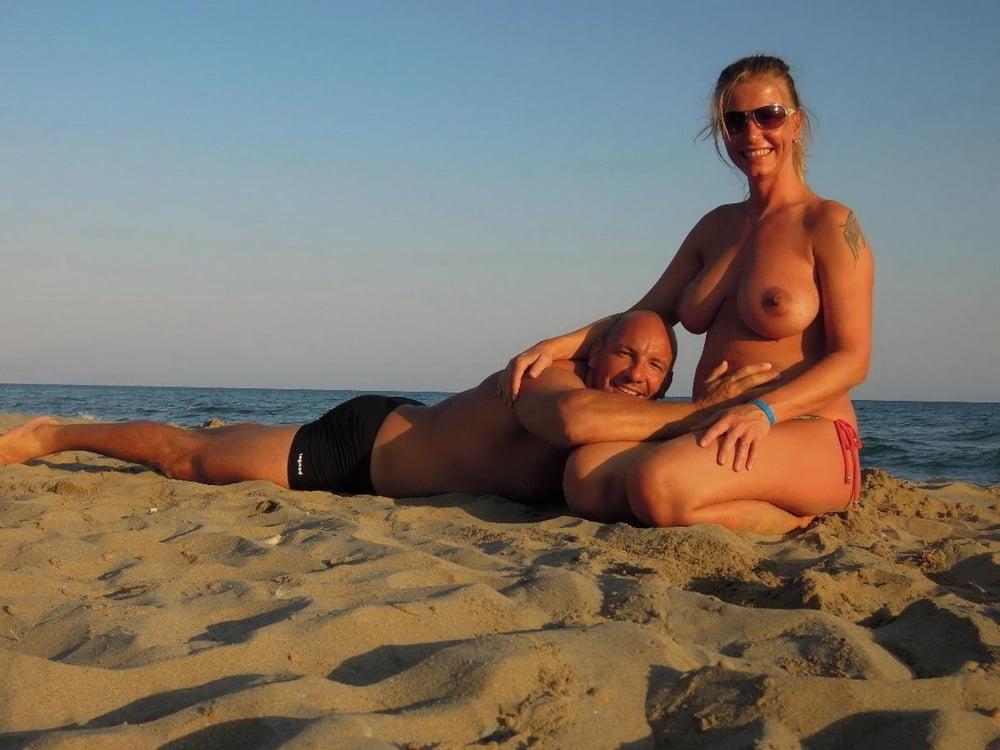 25P Monica is a really hot pregnant blonde wife I want to fuck