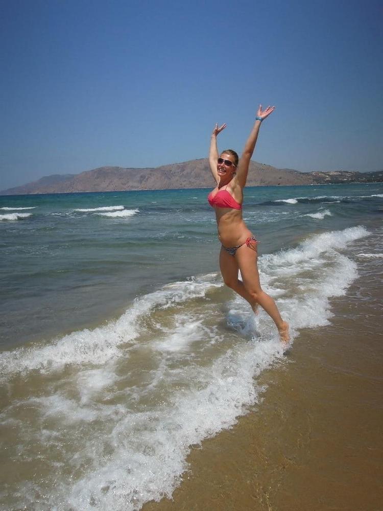 25P Monica is a really hot pregnant blonde wife I want to fuck