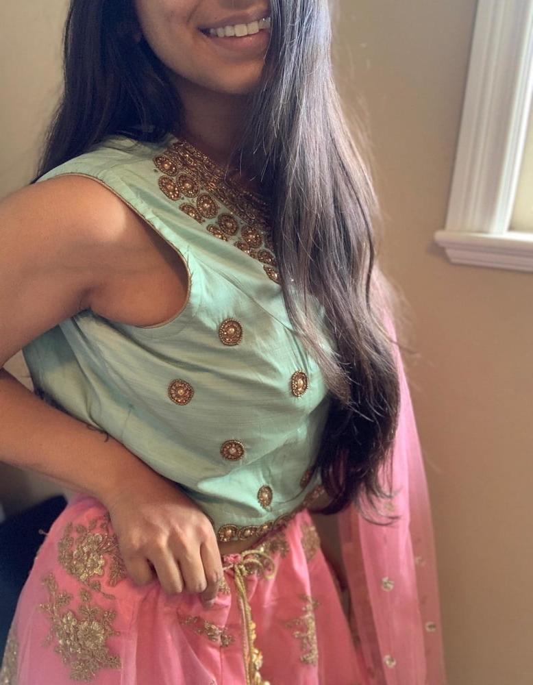 9P Indian slut from Conrich, Canada