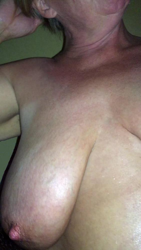 15P My wife shows her her breasts and more