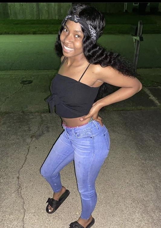 25P More Ebony Teens! 4 (Comment what you would do to them!)