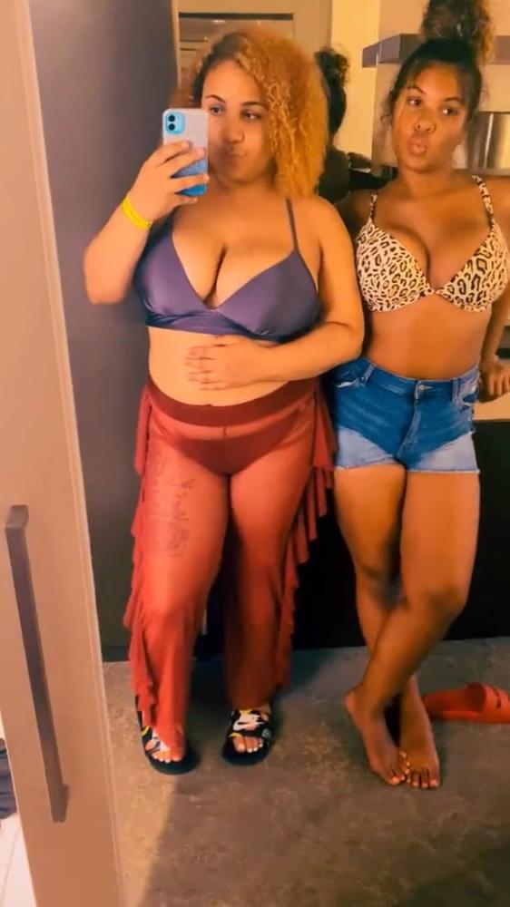 25P More Ebony Teens! 4 (Comment what you would do to them!)