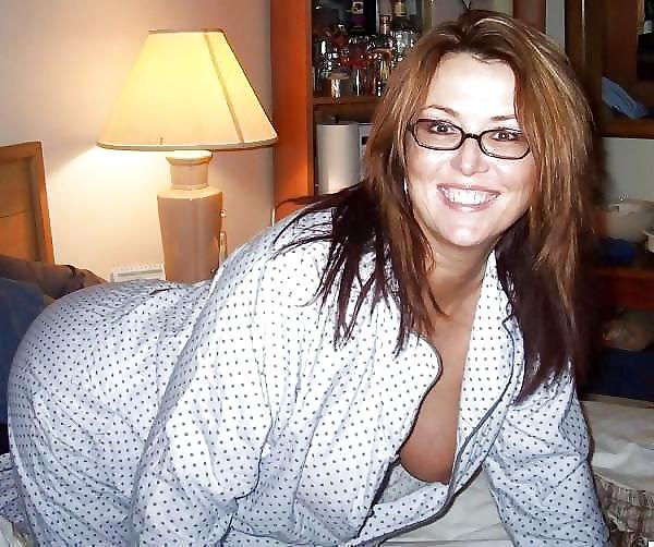 25P Big Boobs Girl Flashing 2