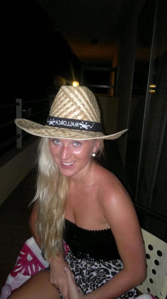25P Slut Wife on Vacation