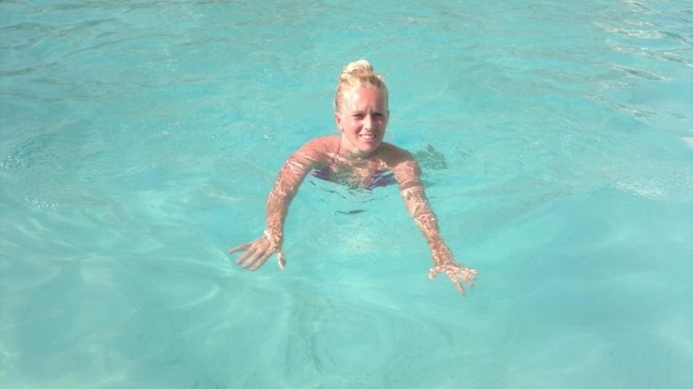 25P Slut Wife on Vacation