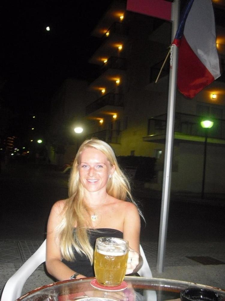 25P Slut Wife on Vacation