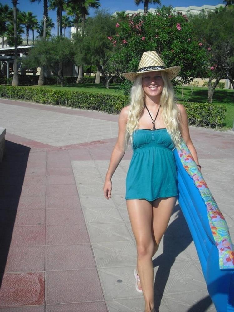 25P Slut Wife on Vacation