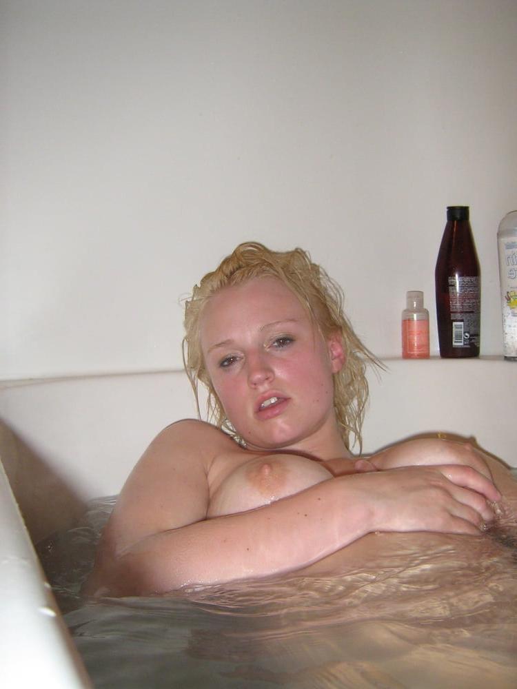 25P Wife 395