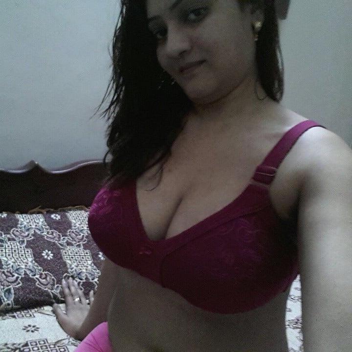 8P Nude Big boobs Traditional desi wife
