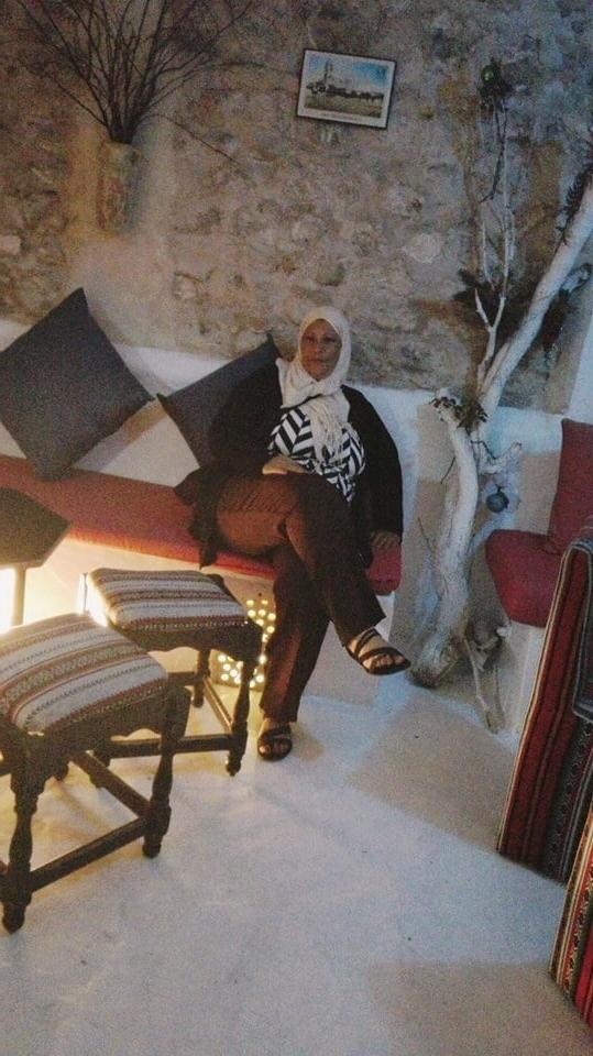 25P Arab Tunisian Mature Hijab BIG BOOBs &amp; BIG ASS BBW Granny