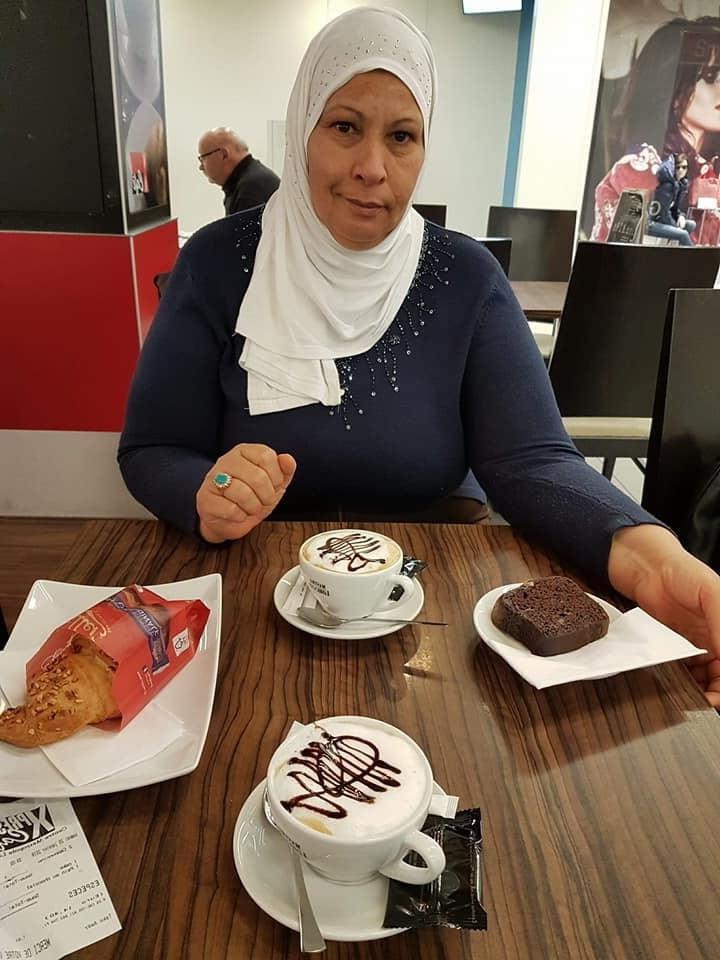 25P Arab Tunisian Mature Hijab BIG BOOBs &amp; BIG ASS BBW Granny
