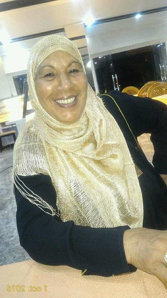 25P Arab Tunisian Mature Hijab BIG BOOBs &amp; BIG ASS BBW Granny