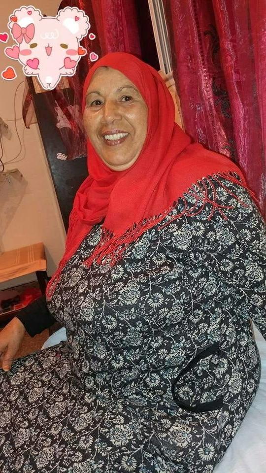 25P Arab Tunisian Mature Hijab BIG BOOBs &amp; BIG ASS BBW Granny
