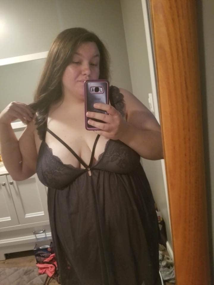10P Sexy shy wife