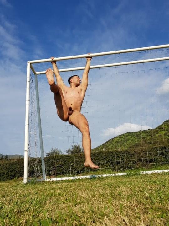 15P Naked sport by Nackedei 025