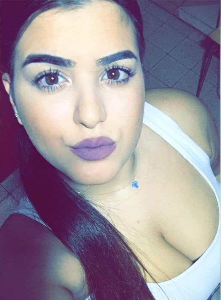 10P Lebanon wife