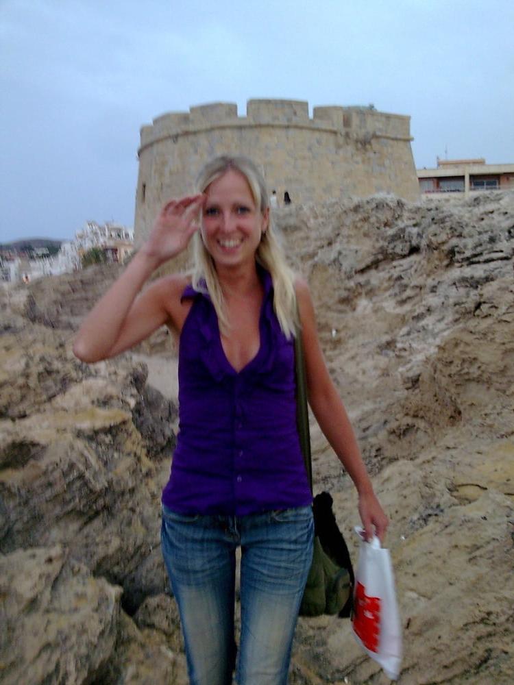 25P Wife 391