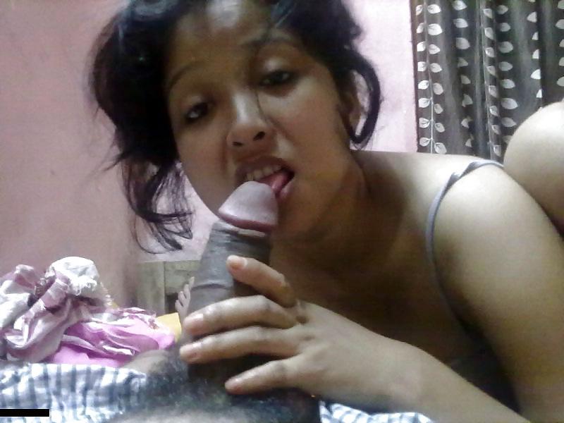 25P Shy Indian Ladies sucking you know What! Part 2