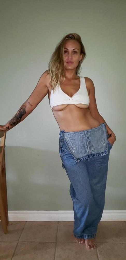 19P Blonde Wife 36 YO
