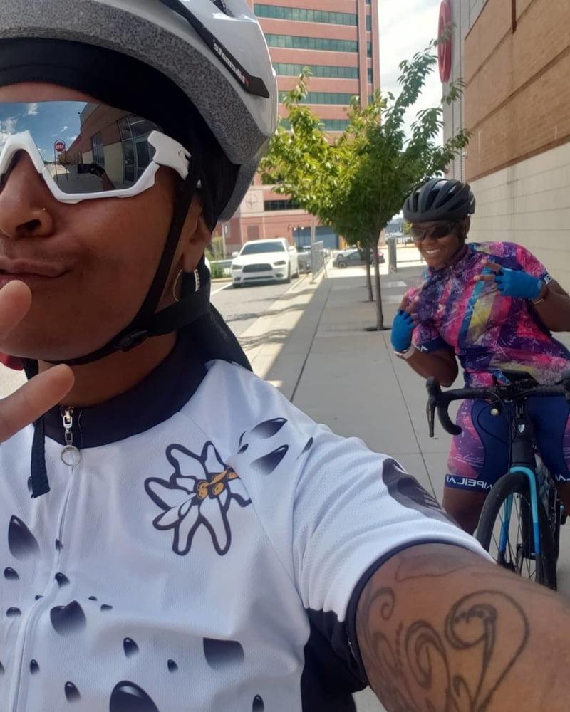 25P Ebony Cycling Spandex Asses Cameltoes