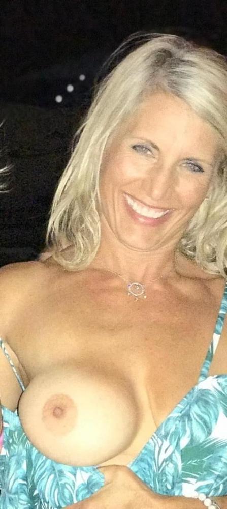 16P Sexy Wife