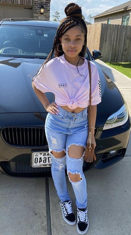 25P More Ebony Teens! 3 (Which slut you taking home with you?)