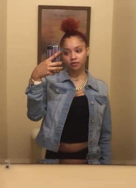 25P More Ebony Teens! 3 (Which slut you taking home with you?)
