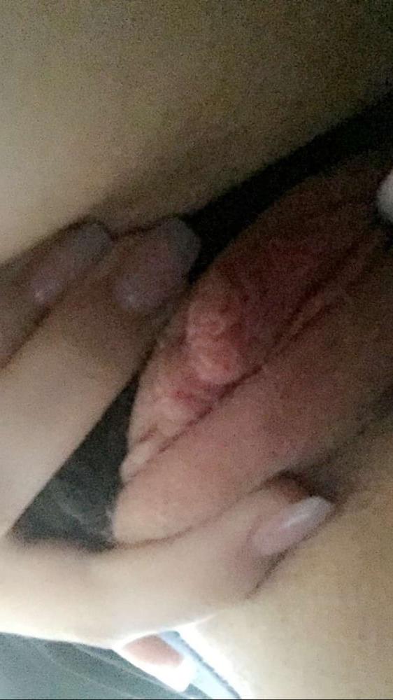 9P German slut exposed