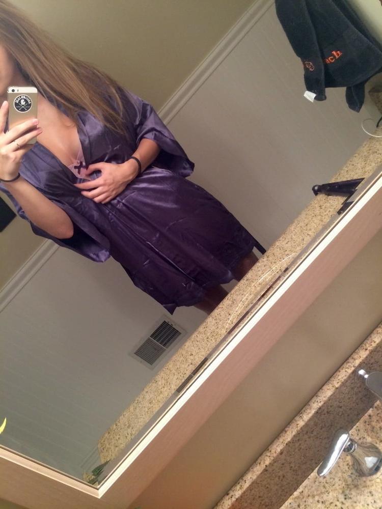 25P american beauty nude pics leaked 2020 , gym girl