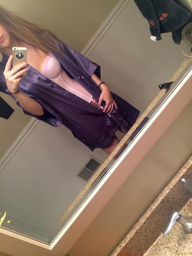 25P american beauty nude pics leaked 2020 , gym girl