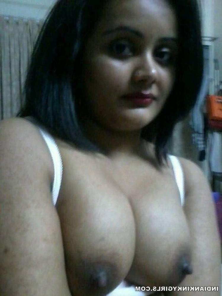 7P indian bhabhi taking masturbation selfie for hubby