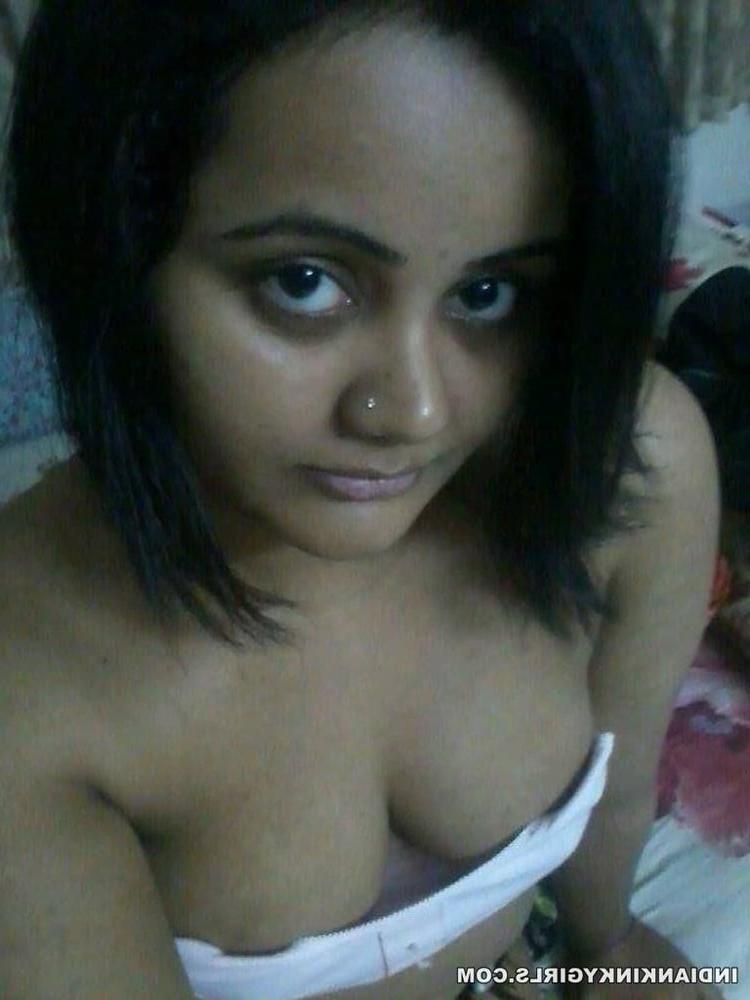7P indian bhabhi taking masturbation selfie for hubby