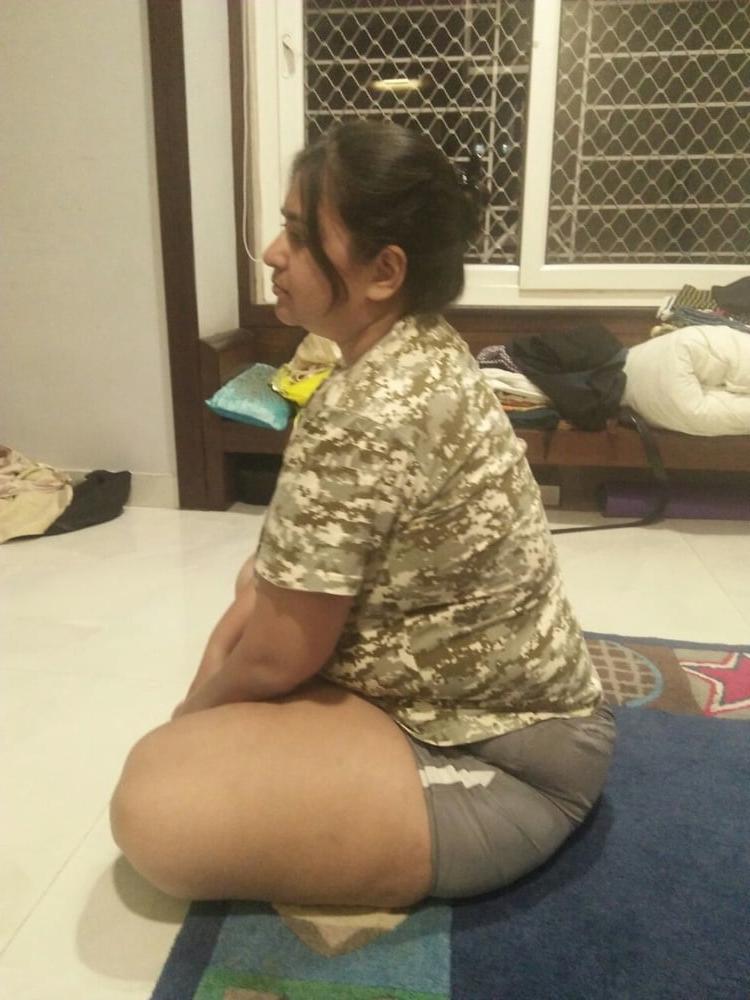 25P Indo Paki Muslim Hijab Whore shows her BIG BOOBS &amp; BIG ASS