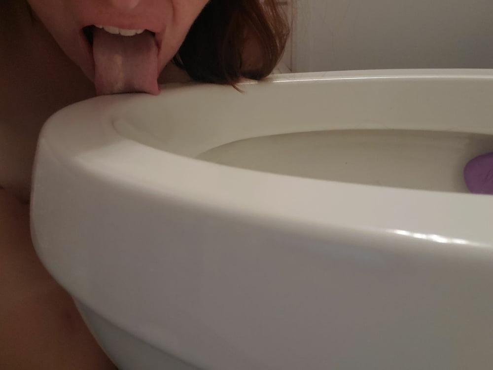 25P Filthy slave humiliated