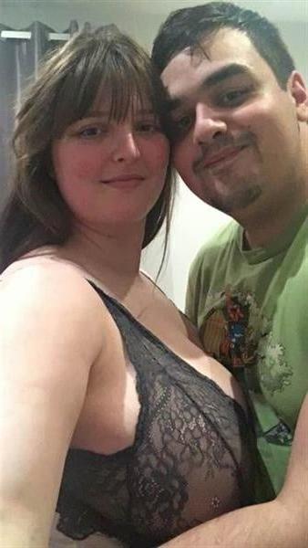 8P Wife from leeds