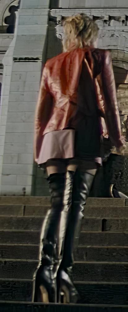 20P Bridget Fonda Kiss of the Dragon- Boots &amp; Panties